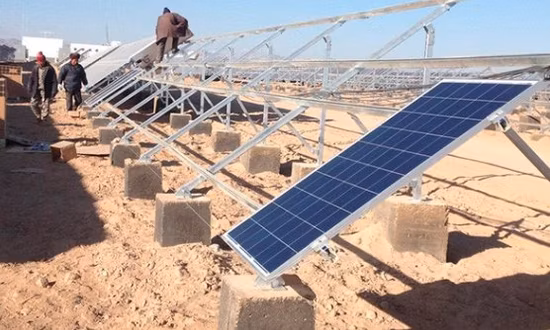 Ground Solar Mounting Bracket Steel Structure Zinc Aluminum Magnesium U-Shaped Photovoltaic Bracket Corrosion Resistant Solar Panel Mounting Bracket Support